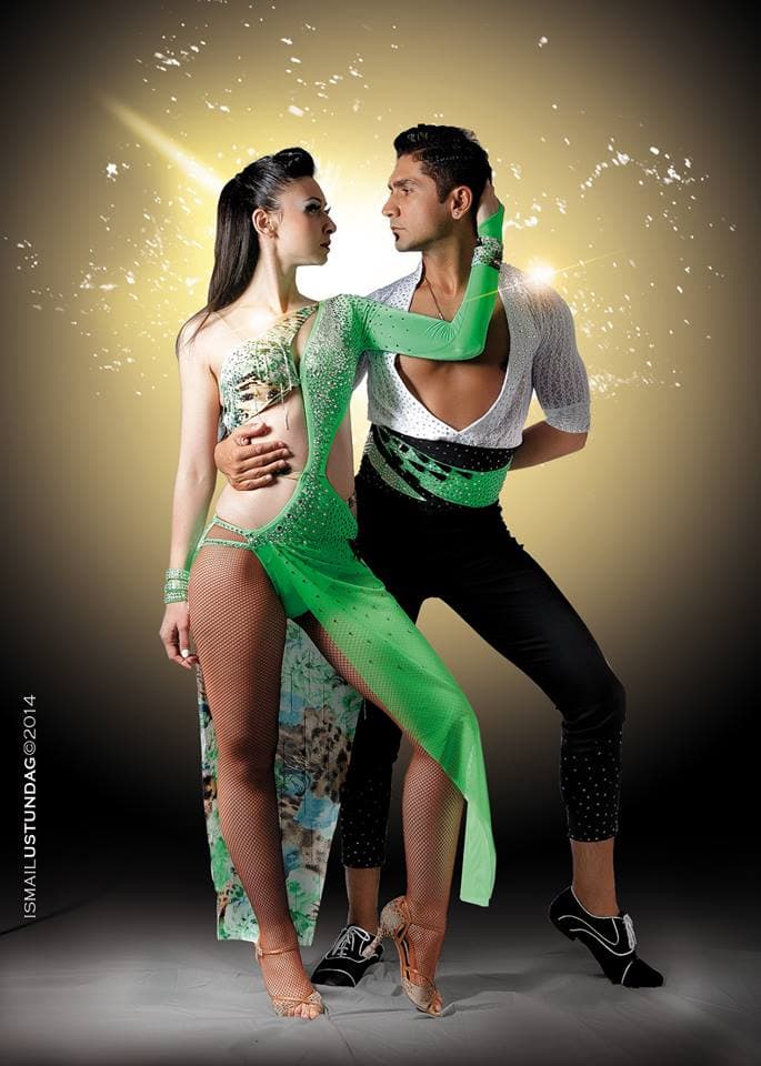 Crypto Dans Stüdyosu - Düğün Dansı