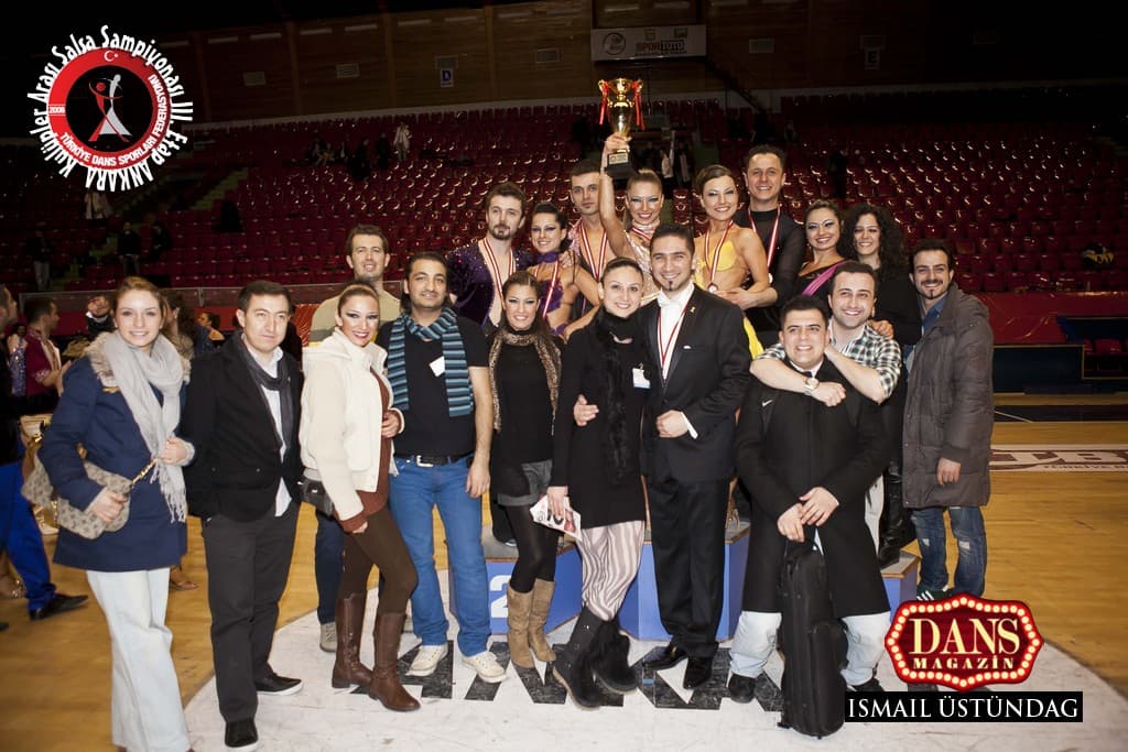 Crypto Dans Stüdyosu - Düğün Dansı