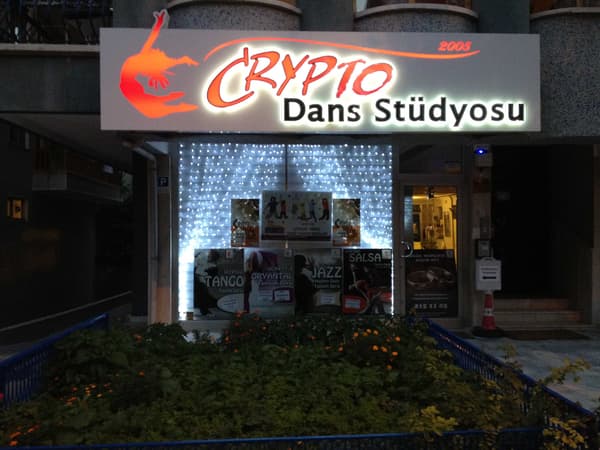 Crypto Dans Stüdyosu - Düğün Dansı - 15. Fotoğraf