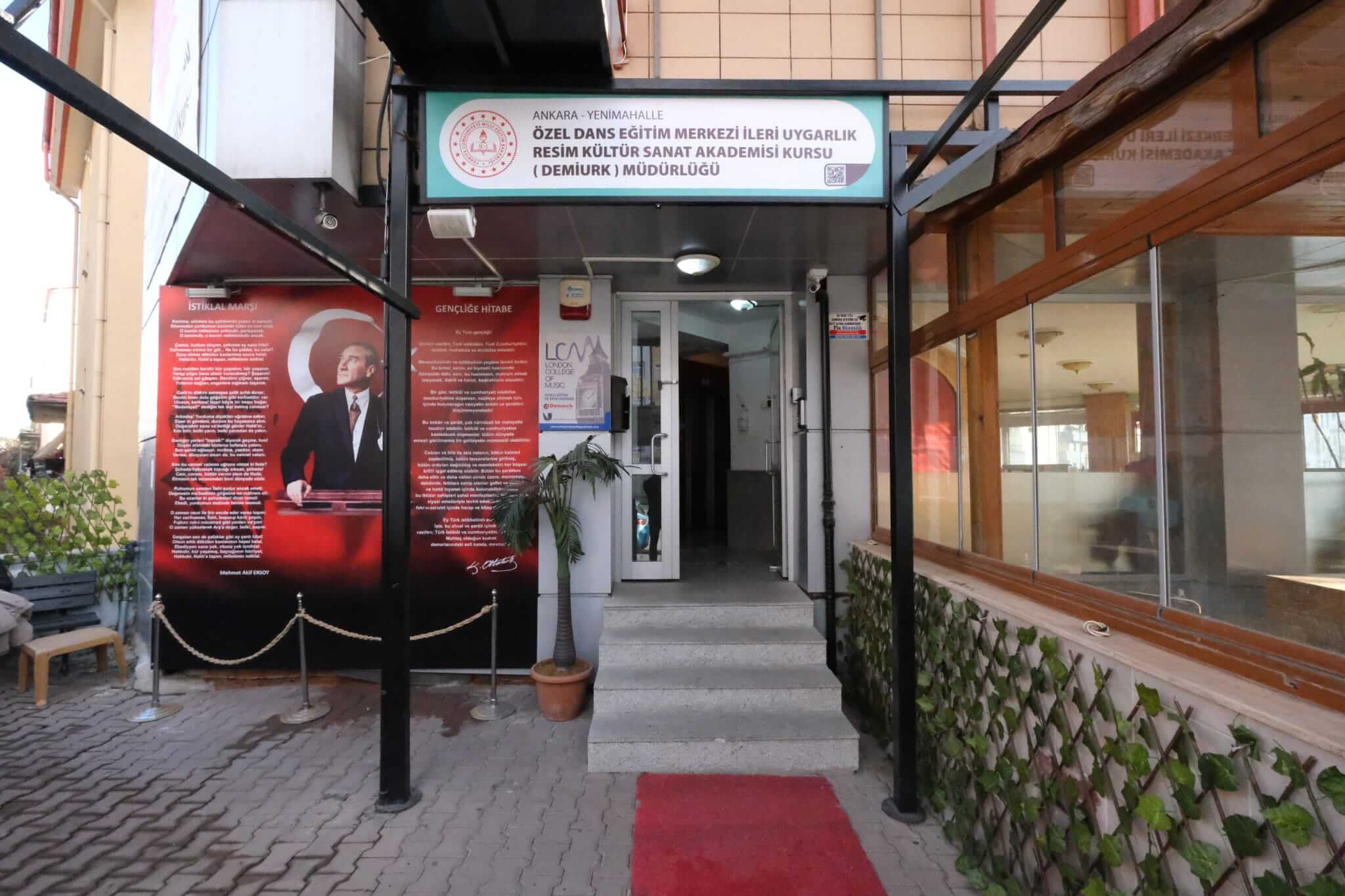 Demiurk Sanat Akademi - Düğün Dansı