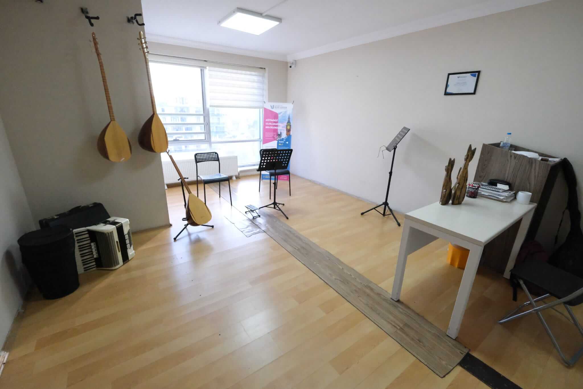 Demiurk Sanat Akademi - Düğün Dansı