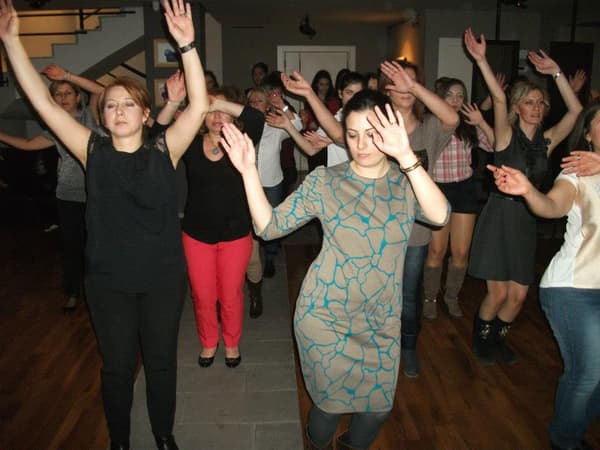 Mürüvvet Line Dance - Düğün Dansı - 8. Fotoğraf