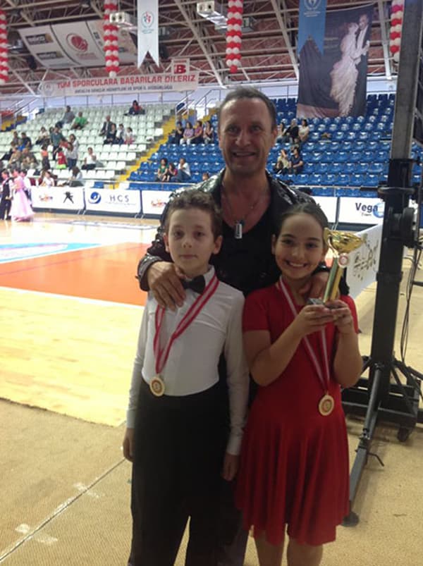 Emir Kaya Dans Okulu - Düğün Dansı - 18. Fotoğraf Emir Kaya Dans Okulu - Düğün Dansı - 18. Fotoğraf