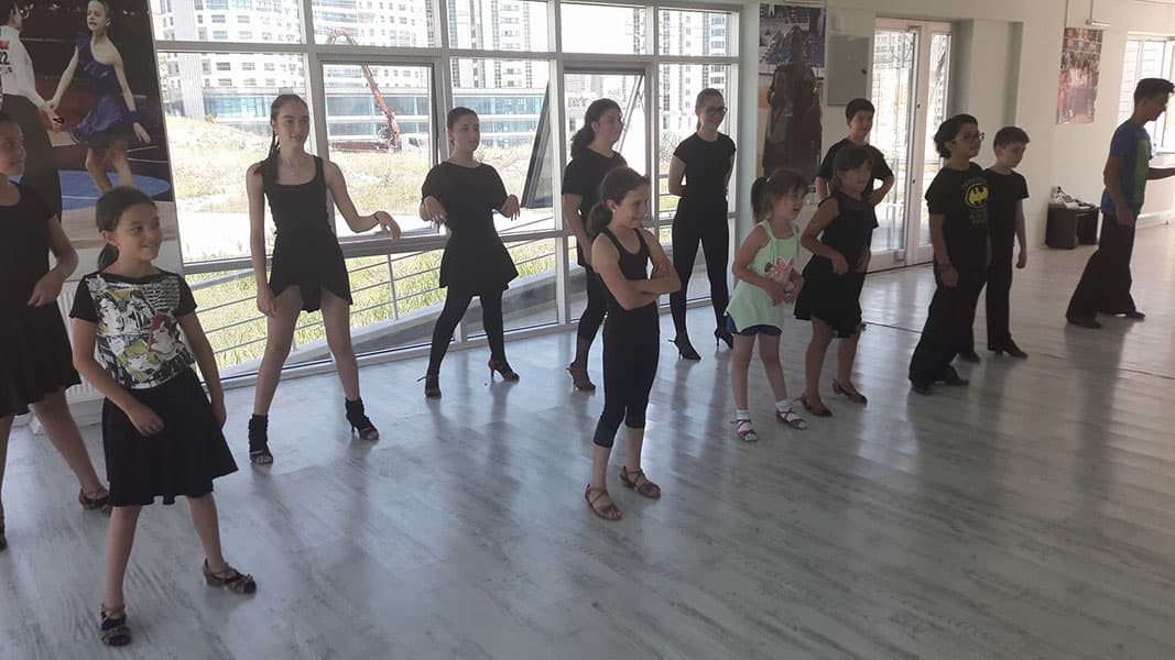 Emir Kaya Dans Okulu - Düğün Dansı