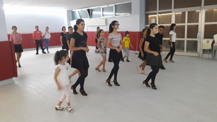 Emir Kaya Dans Okulu - Düğün Dansı - 4. Fotoğraf