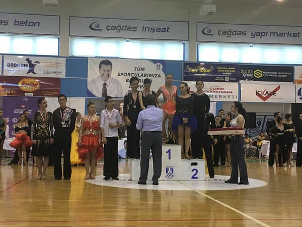 Emir Kaya Dans Okulu - Düğün Dansı - 47. Fotoğraf Emir Kaya Dans Okulu - Düğün Dansı - 47. Fotoğraf