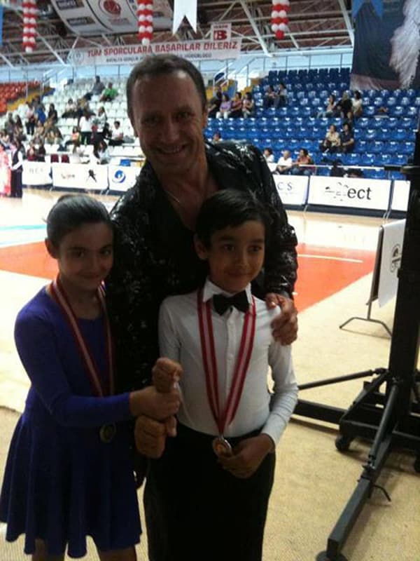 Emir Kaya Dans Okulu - Düğün Dansı - 15. Fotoğraf Emir Kaya Dans Okulu - Düğün Dansı - 15. Fotoğraf