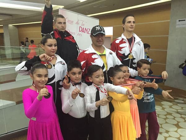 Emir Kaya Dans Okulu - Düğün Dansı - 21. Fotoğraf Emir Kaya Dans Okulu - Düğün Dansı - 21. Fotoğraf