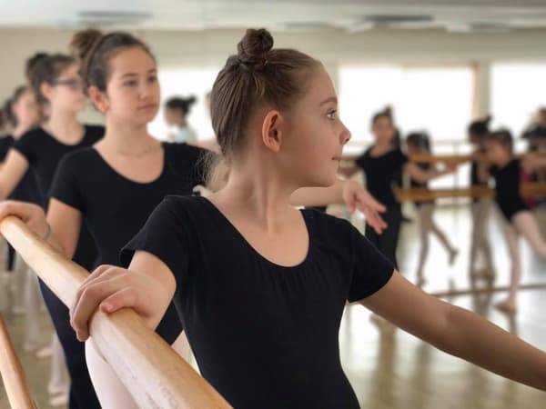 Kent Dans Bale Okulu - 19. Fotoğraf Kent Dans Bale Okulu - 19. Fotoğraf