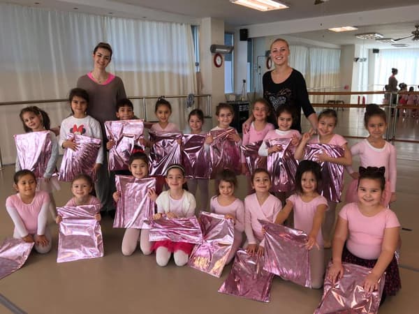 Kent Dans Bale Okulu - 18. Fotoğraf Kent Dans Bale Okulu - 18. Fotoğraf