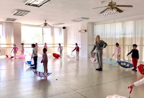 Kent Dans Bale Okulu - 21. Fotoğraf Kent Dans Bale Okulu - 21. Fotoğraf