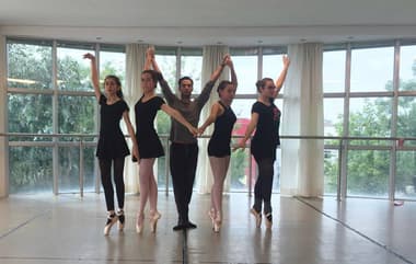 Kent Dans Bale Okulu