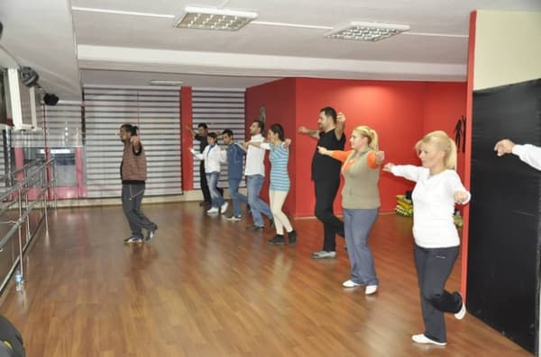 Armoni Dans ve Müzik Akademi - 9. Fotoğraf
