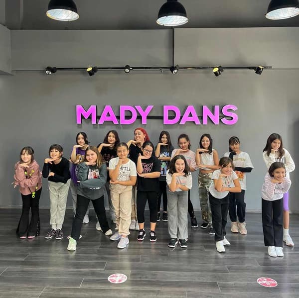 Mady Dans ve Bale - 17. Fotoğraf