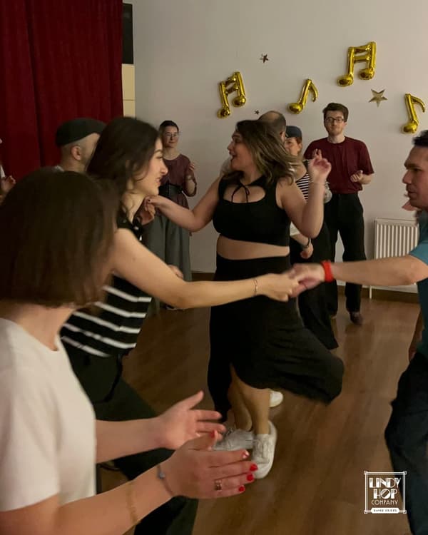 Lindy Hop Company  - 6. Fotoğraf