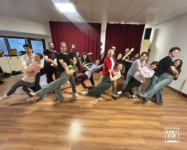 Lindy Hop Company - 8. Fotoğraf Lindy Hop Company - 8. Fotoğraf