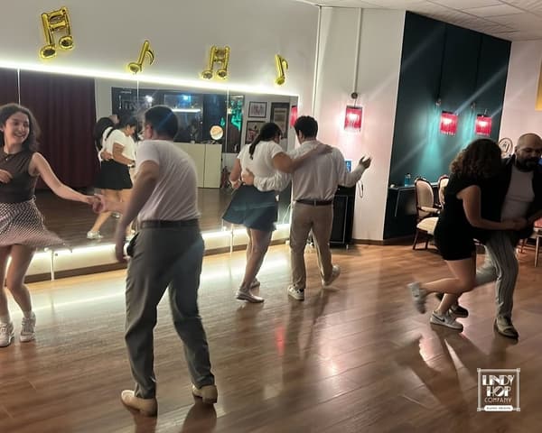 Lindy Hop Company  - 7. Fotoğraf